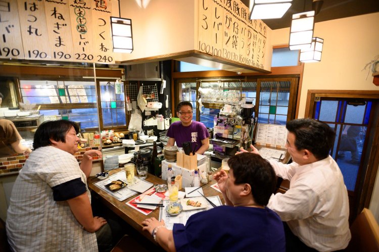 気さくな接客の店主は自身もお酒好き。
