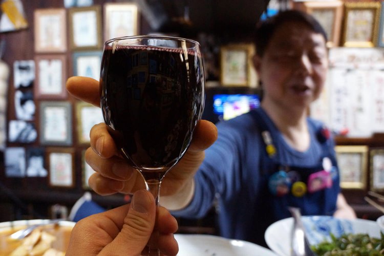 グラスワイン赤900円