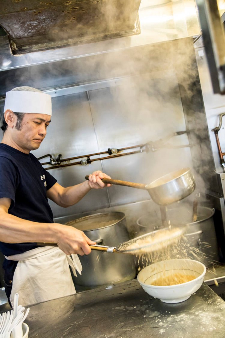「初めてなら脂の量は普通を」と星野さん。