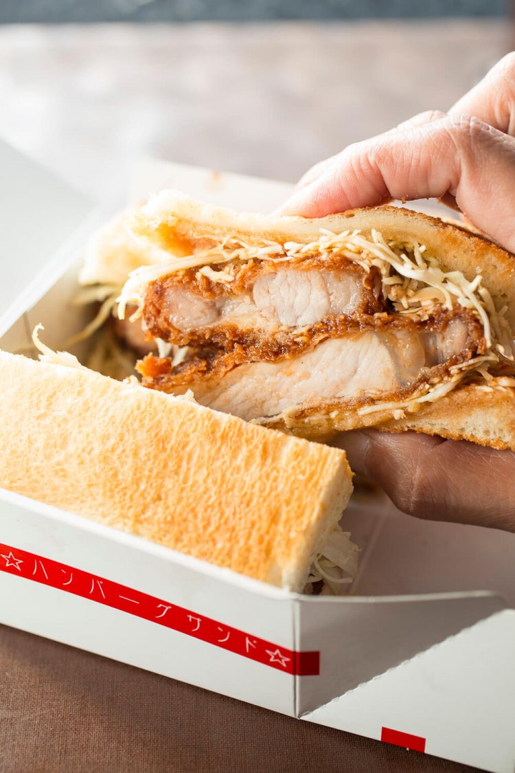 カツサンド756円。