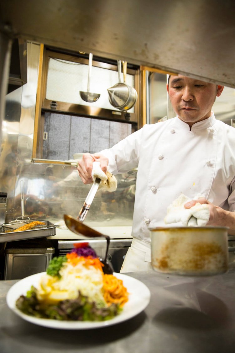 飯田さんはマヨネーズやドレッシングも手作りする。