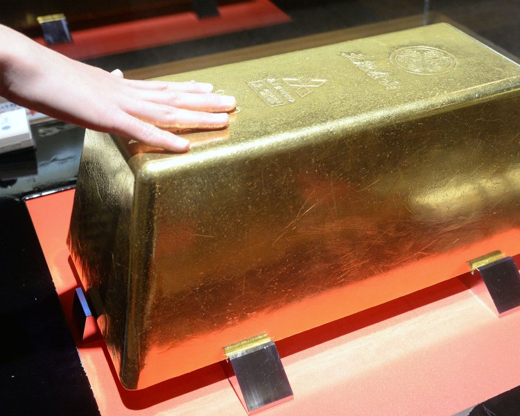 ギネスブックに認定された、世界一大きな金塊。