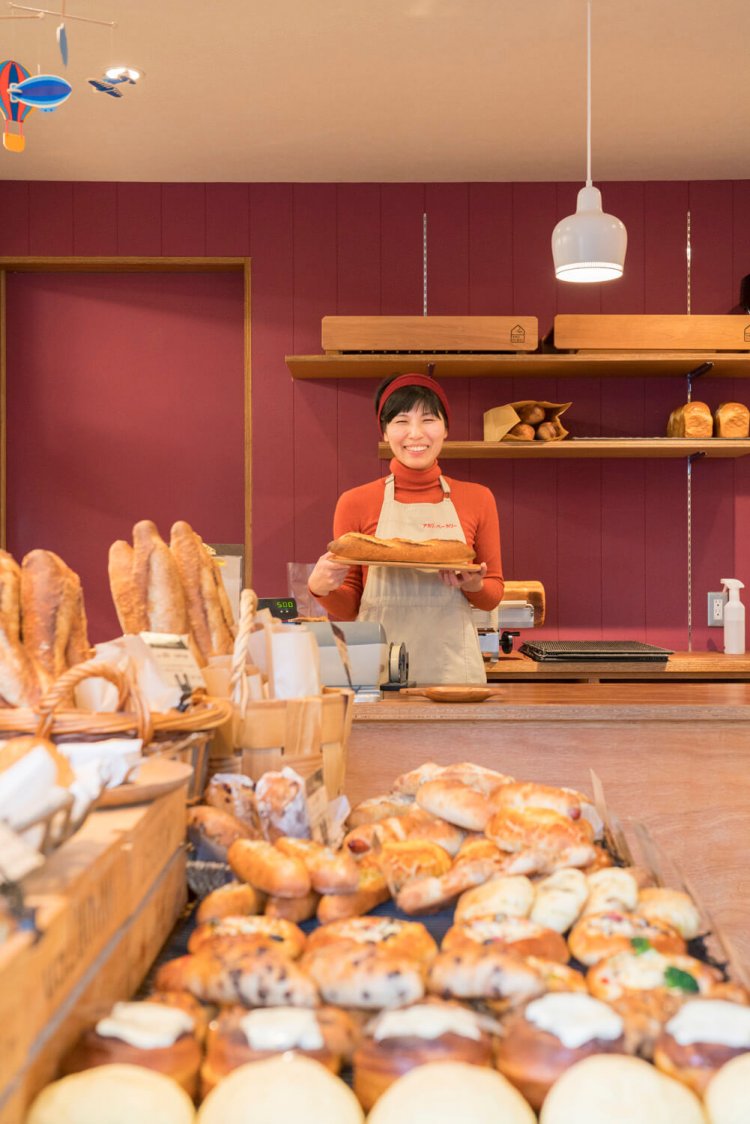 2015年12月にオープン。パンは40種類ほど。