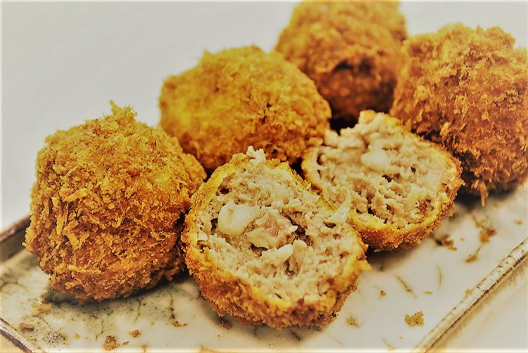 ミートショップサトウ　メンチ2