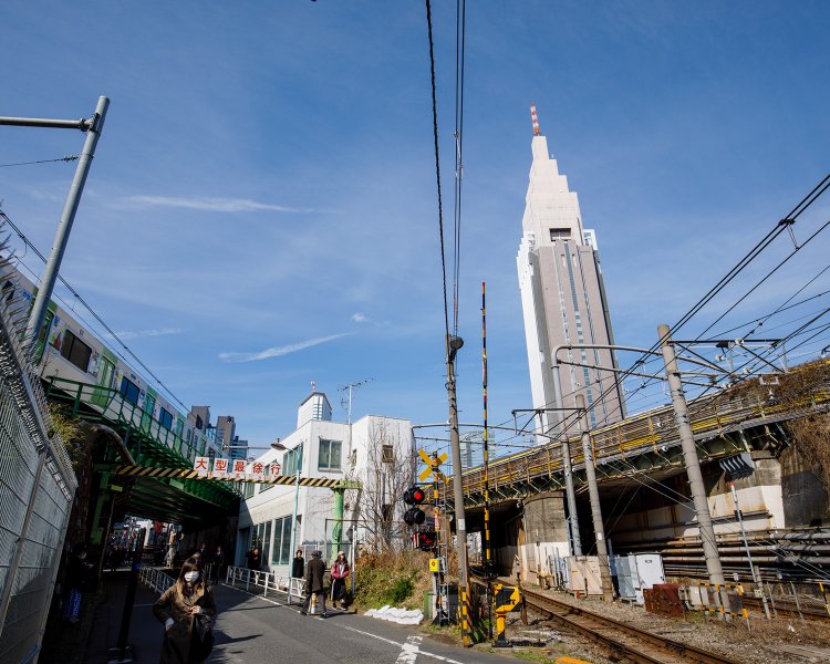 青山街道ガード