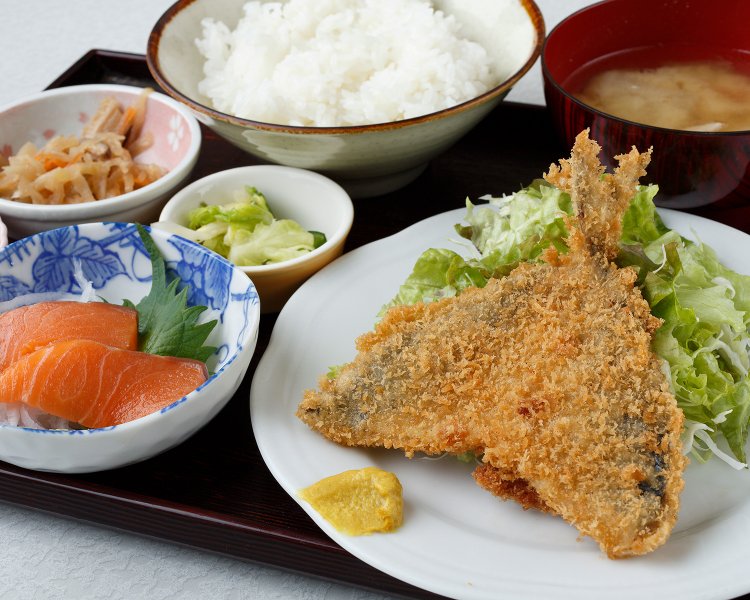 【閉店】ゆたか食堂