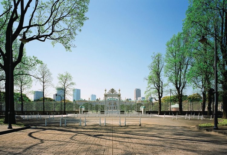 赤坂見附駅からはじめる赤坂・四谷・新宿散歩～迎賓館から飲み屋街まで都会の魅力満載コース