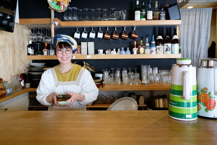 店主の高橋さん。