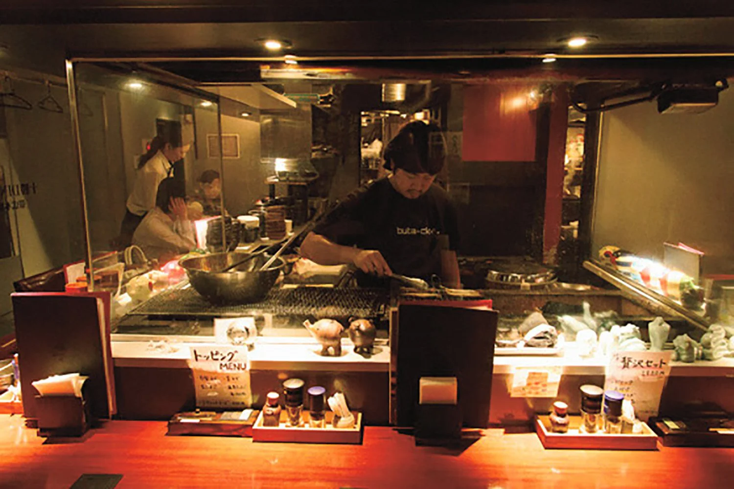 上野 御徒町で飲むならここ アメ横からガード下まで バラエティに富む居酒屋11店 さんたつ By 散歩の達人