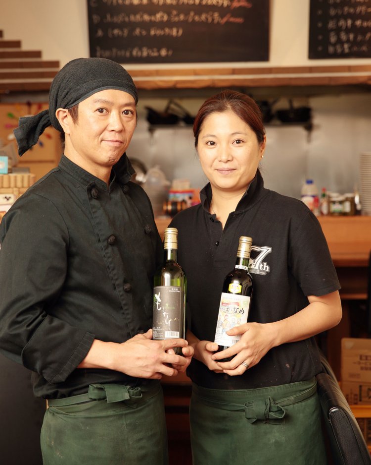 ワイン好きの田澤夫妻。