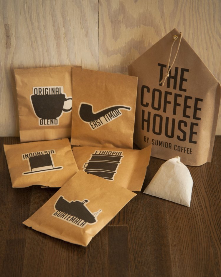 器具不要で味比べできる特製コーヒーバック5個入り1188円。旅行用にもいいかも。
