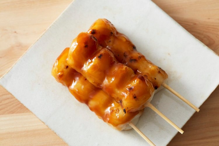 みたらし団子110円。