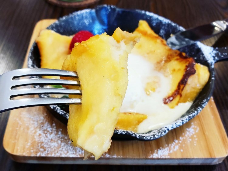 フワッティーカフェ　フレンチトースト２