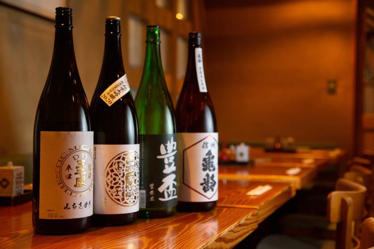 岐阜の三千盛（みちさかり）から長野の亀齢（きれい）まで、気になる銘酒がいっぱい