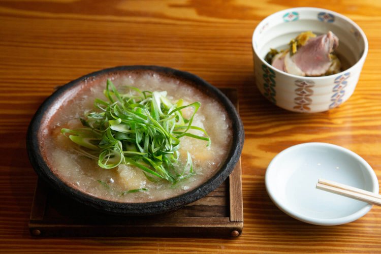 鯛と九条葱のみぞれ煮1500円と鴨ロースの花わさび和え950円