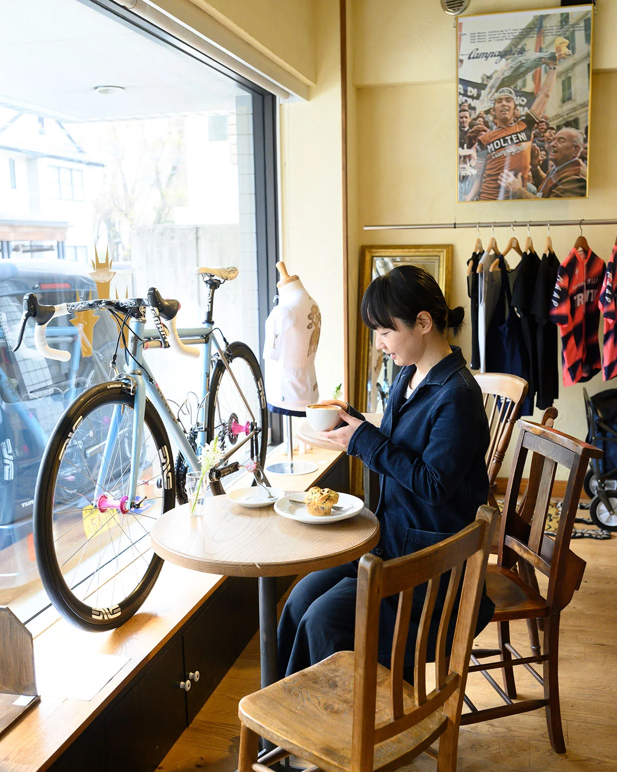 盆栽自転車店 千駄ケ谷 カフェ さんたつ By 散歩の達人