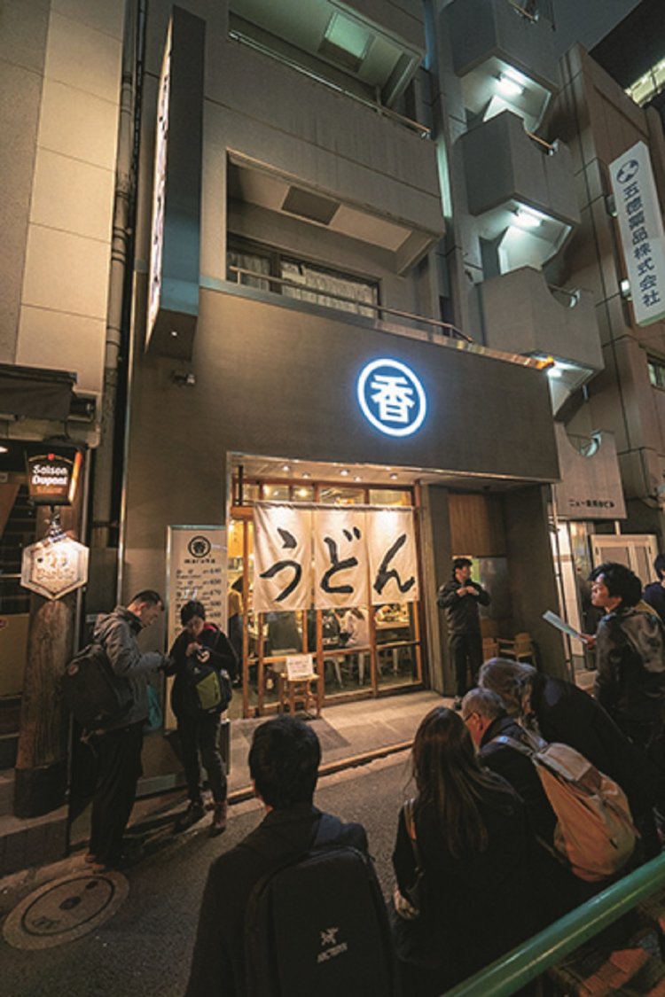 行列は相変わらず。