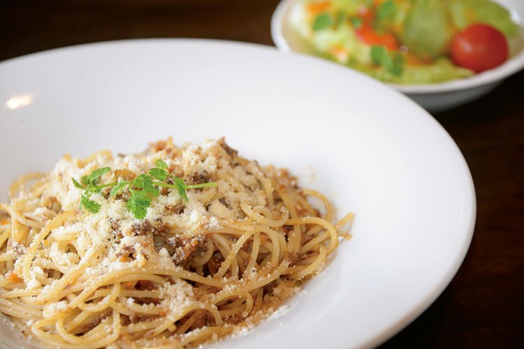 森町産ブランド牛を使う新メニュー、 森の姫牛ボロネーゼ980円。