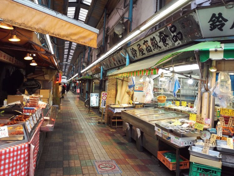 路地（うちやまさきさん）