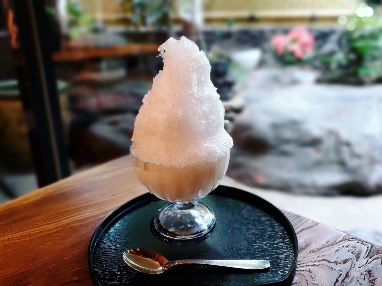 夏季限定の氷甘酒550円。