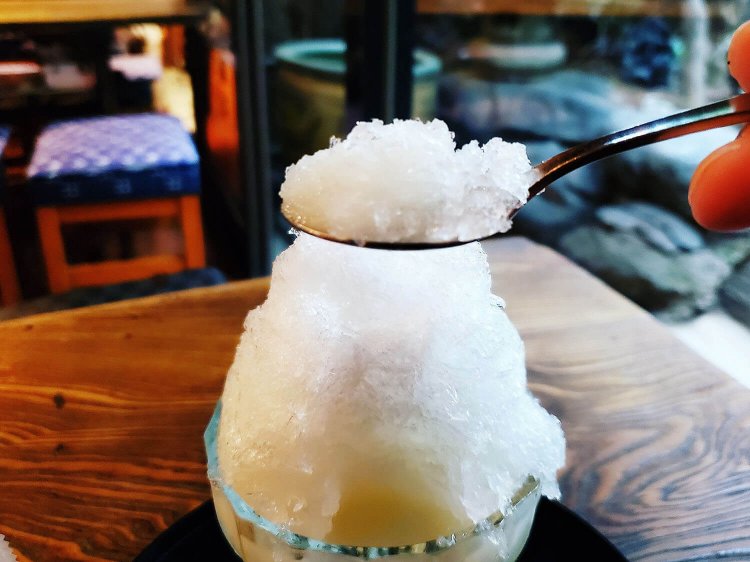 夏季限定の氷甘酒550円。