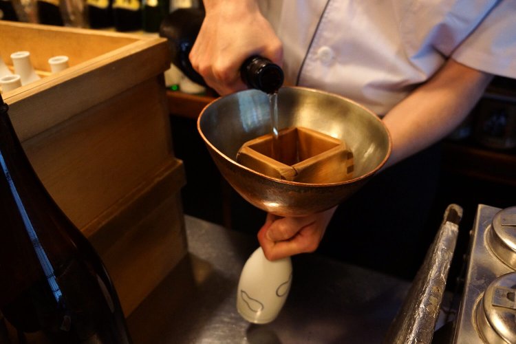 ちなみに『ふくべ』とはひょうたんのことで、ひょうたんがデザインされた徳利がかわいい。