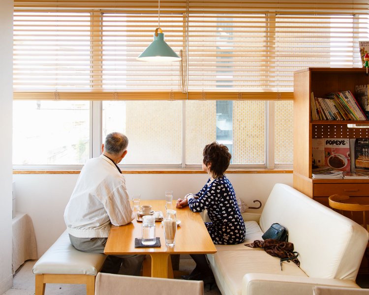 世代を超えた人が通う。