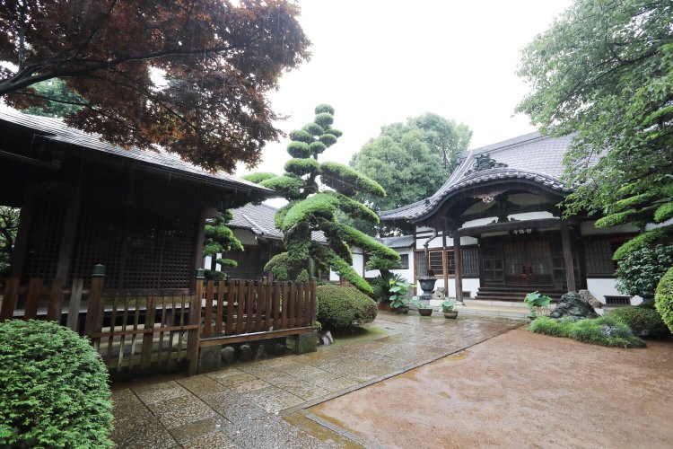 朝寺静勝寺外観