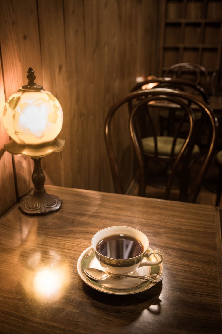 ホットコーヒー600円、アイスコーヒー620円。