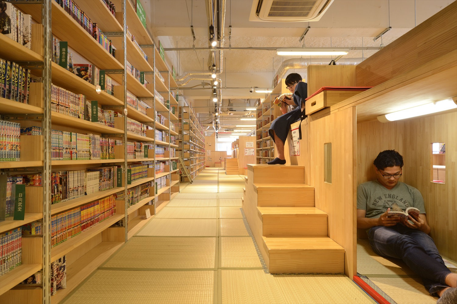 図書館で するのが夢 を叶える 東京で本に囲まれて過ごせる施設 さんたつ By 散歩の達人