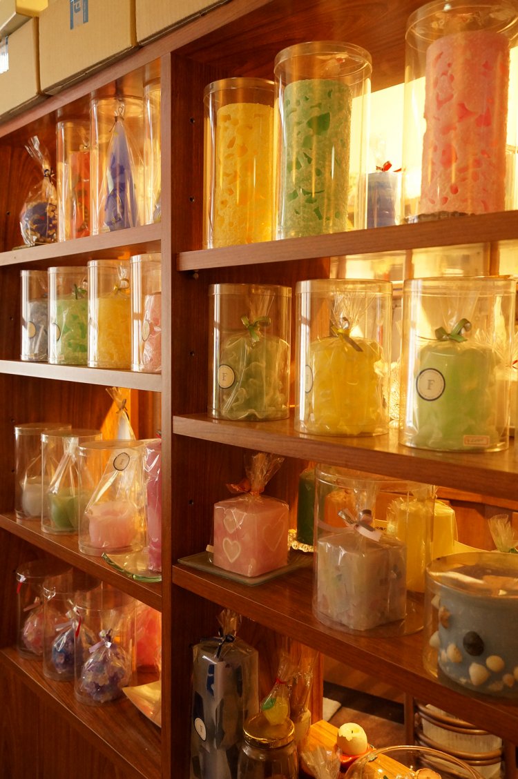 キャンドルは200円〜。