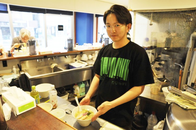 神田_MANNISH_店長