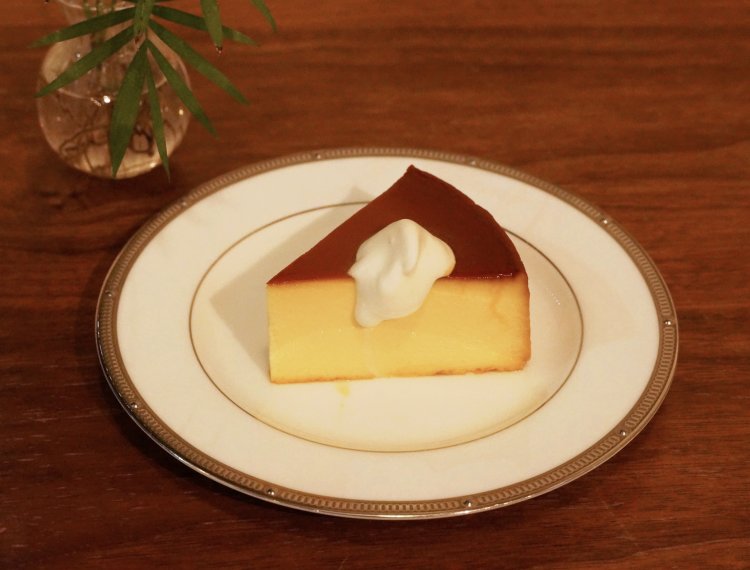 自家製チーズケーキ450円。