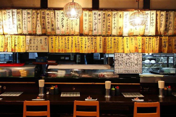 300円～500円ほどのリーズナブルな価格。いつも調子に乗ってついつい頼みすぎてしまう。