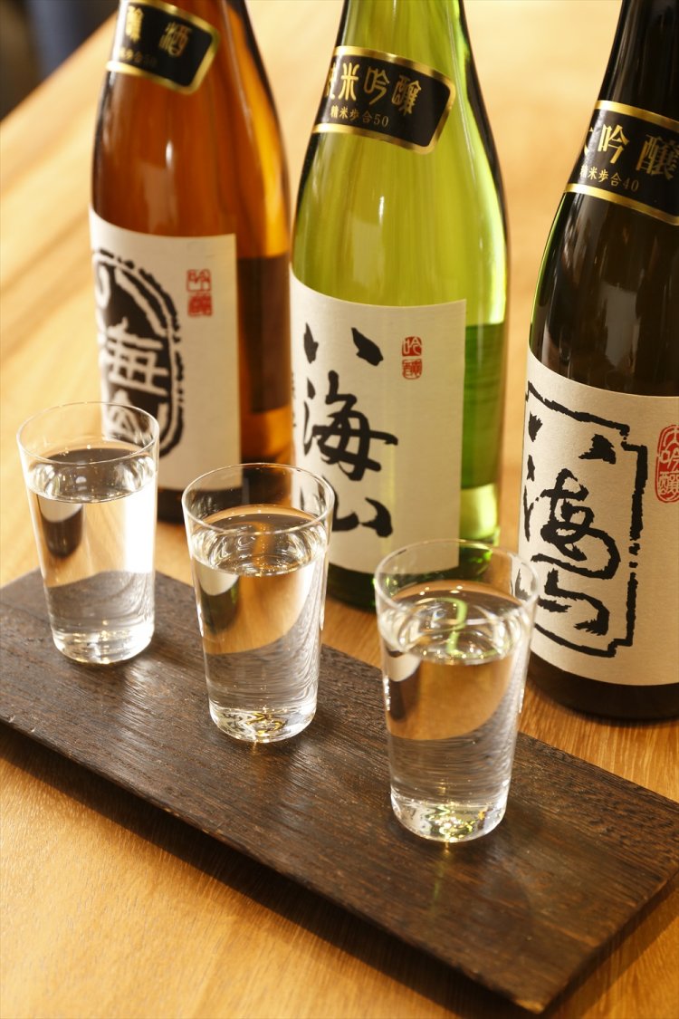 呑み比べBセット60ml×3杯1620円は大吟醸、純米吟醸、吟醸。