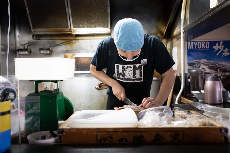 麺処_夏海_店主2