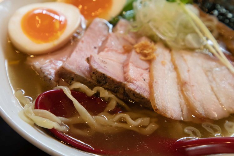 『麺処 夏海』。