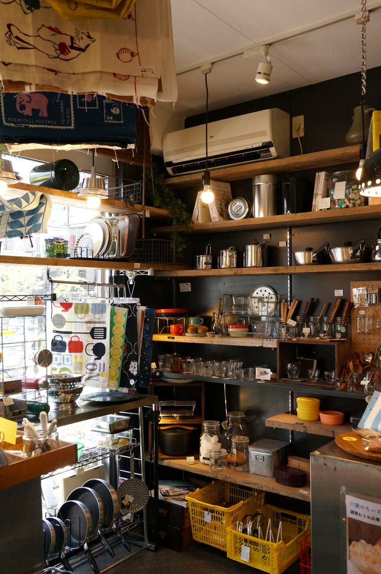 雑貨食堂 六貨（ざっかしょくどう ろっか）