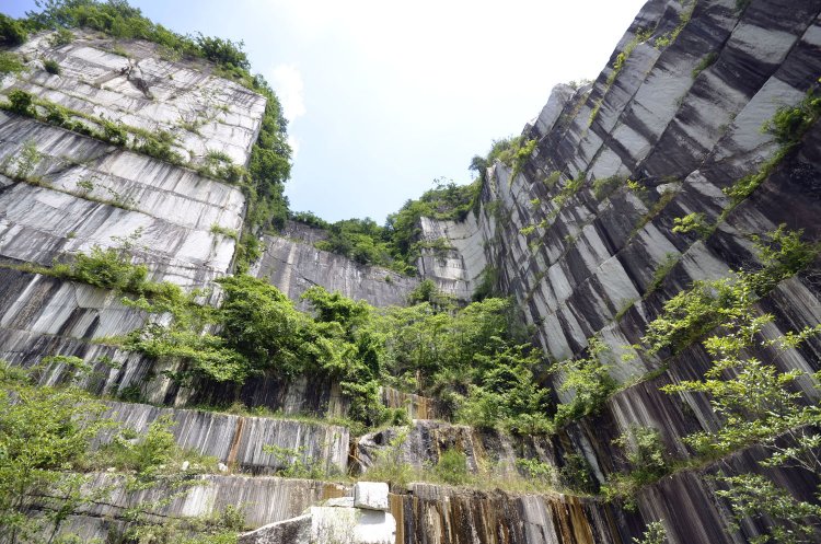現在採掘中の奥山は1日4回のプレミアムツアーで。1000円。