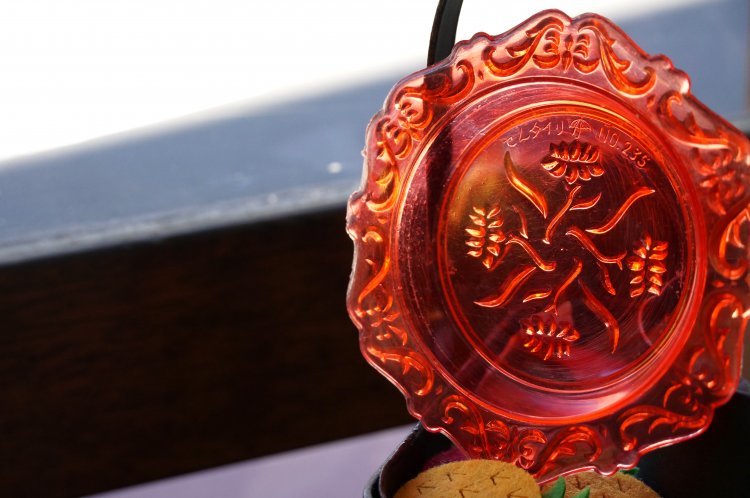 タイのチェンマイで買ったコースター220円。よく見るとカタカナが。逆輸入ということ？