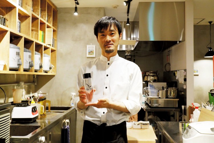 オーナー兼店長の井上尚哉さん。