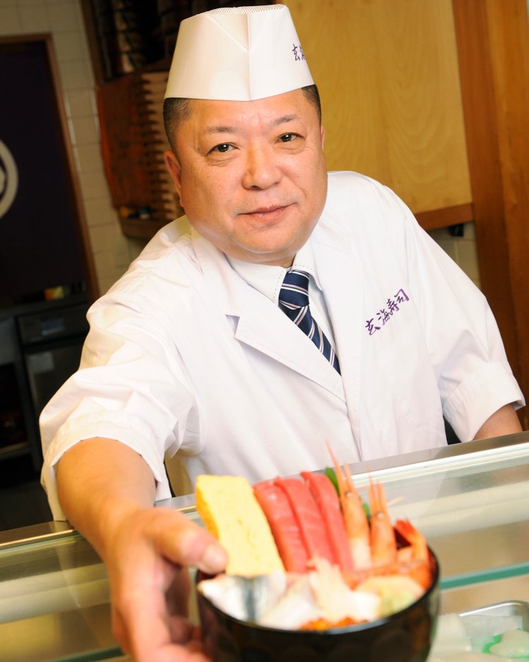 「今はカンパチやサヨリが、んまいよ!」。