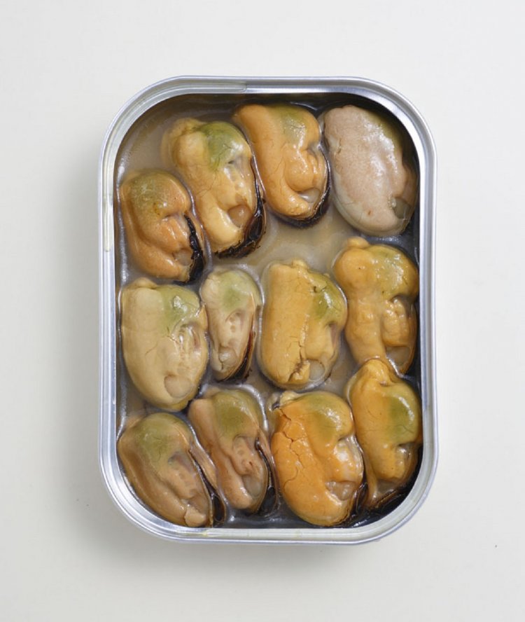 ムール貝の白ワイン蒸し風490円。