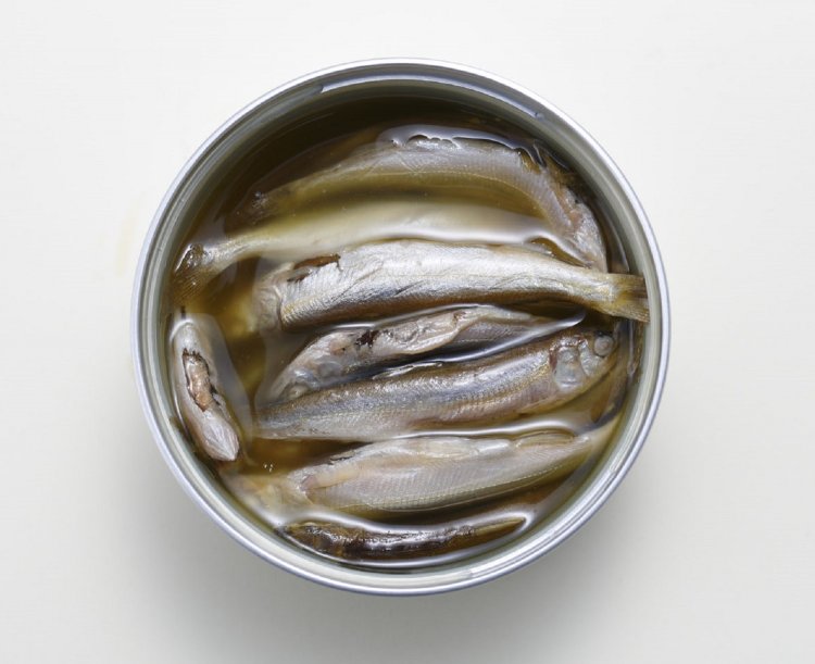 びわ湖産 稚鮎油漬け630円。