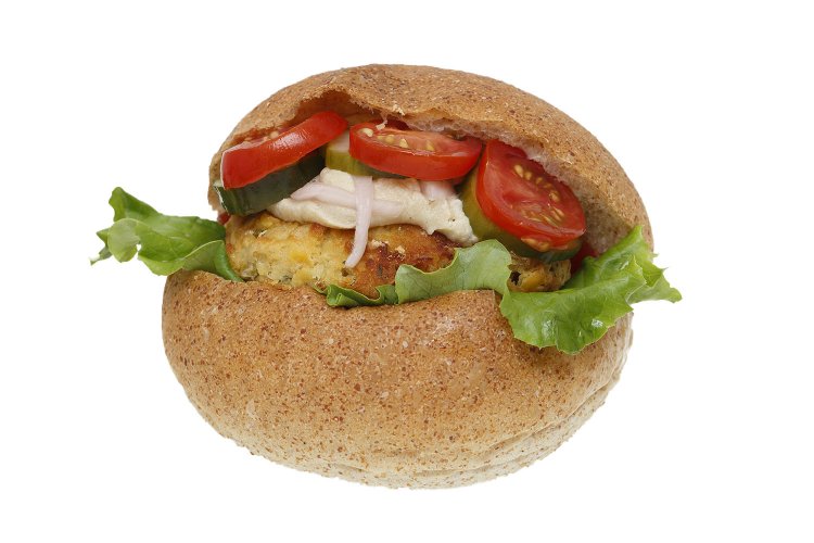 ノンフライのコロッケをサンドしたヘルシーなひよこ豆のコロッケサンド450円。