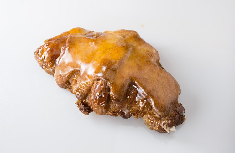 クロワッサン オ ザマンド300円。