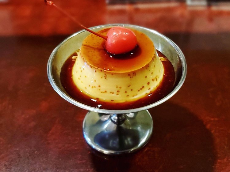 黒猫亭プリン 450円。