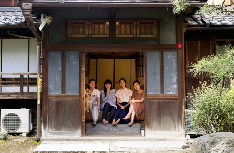 居間シアター　撮影／西村明也