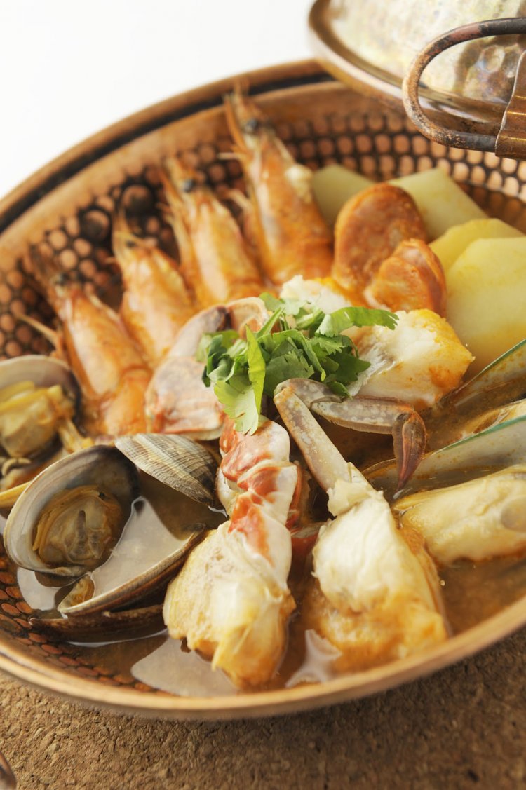 海の幸のカタプラーナ1人前1300円(2人前より注文可能)。