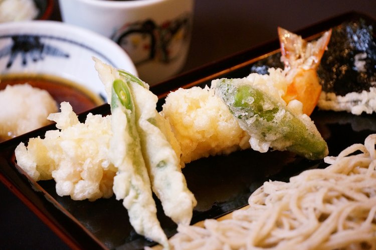 大ぶりの車海老は食感がよく、甘みがあった。